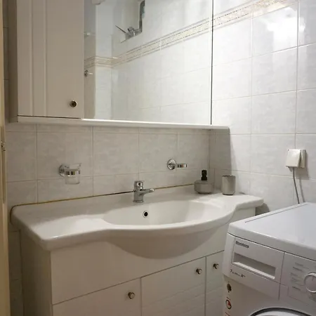 Daire Antigoni's House *